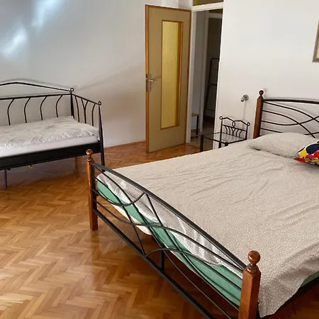 Gigi Apartman Abbázia