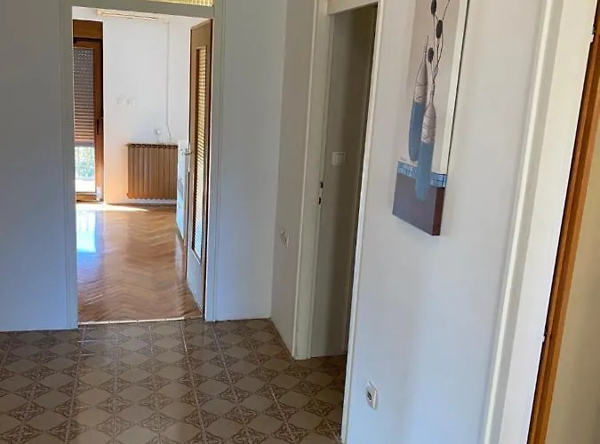 Gigi Apartman *